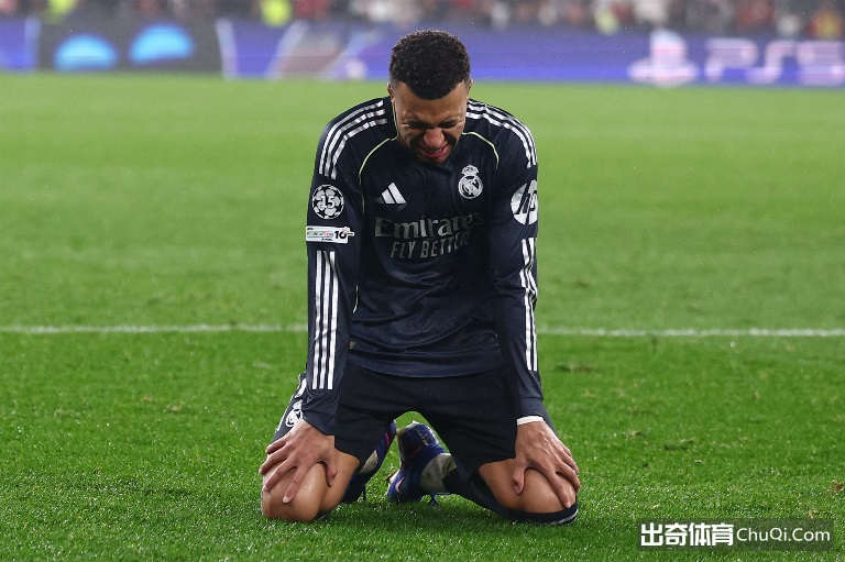 上海海港河,南队对决,海港历史交,爱游戏app,爱游戏官网,爱游戏体育官网,爱游戏体育app