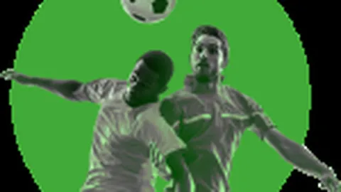 争议风波中挺身而出，萨拉赫关键一击助红军翻盘！职业生涯转折点，他将如何抉择？